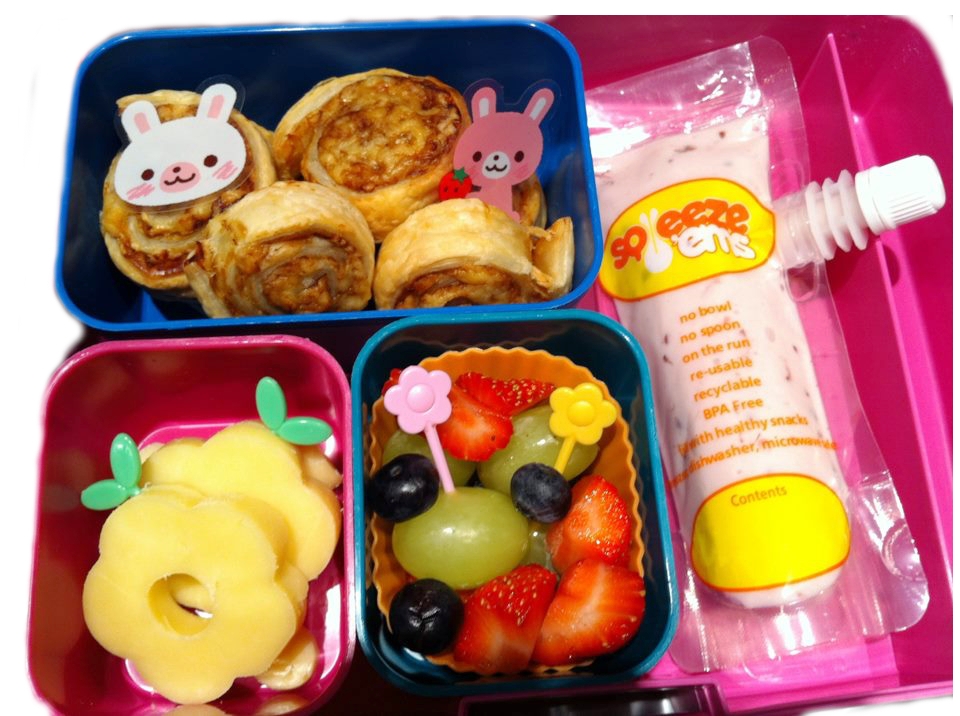 Squeeze'ems are ideal for travel, school and kinder lunchboxes Squeeze'ems are ideal for travel, school and kinder lunchboxes